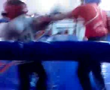furkan sağlam boks kırmızı köşe