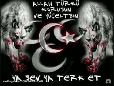 aldanma mankenler podyumda